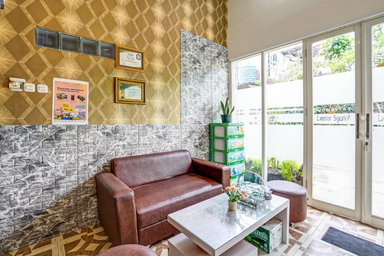 Super Oyo 90642 Lancar Homestay Syariah Tlekung Exterior photo
