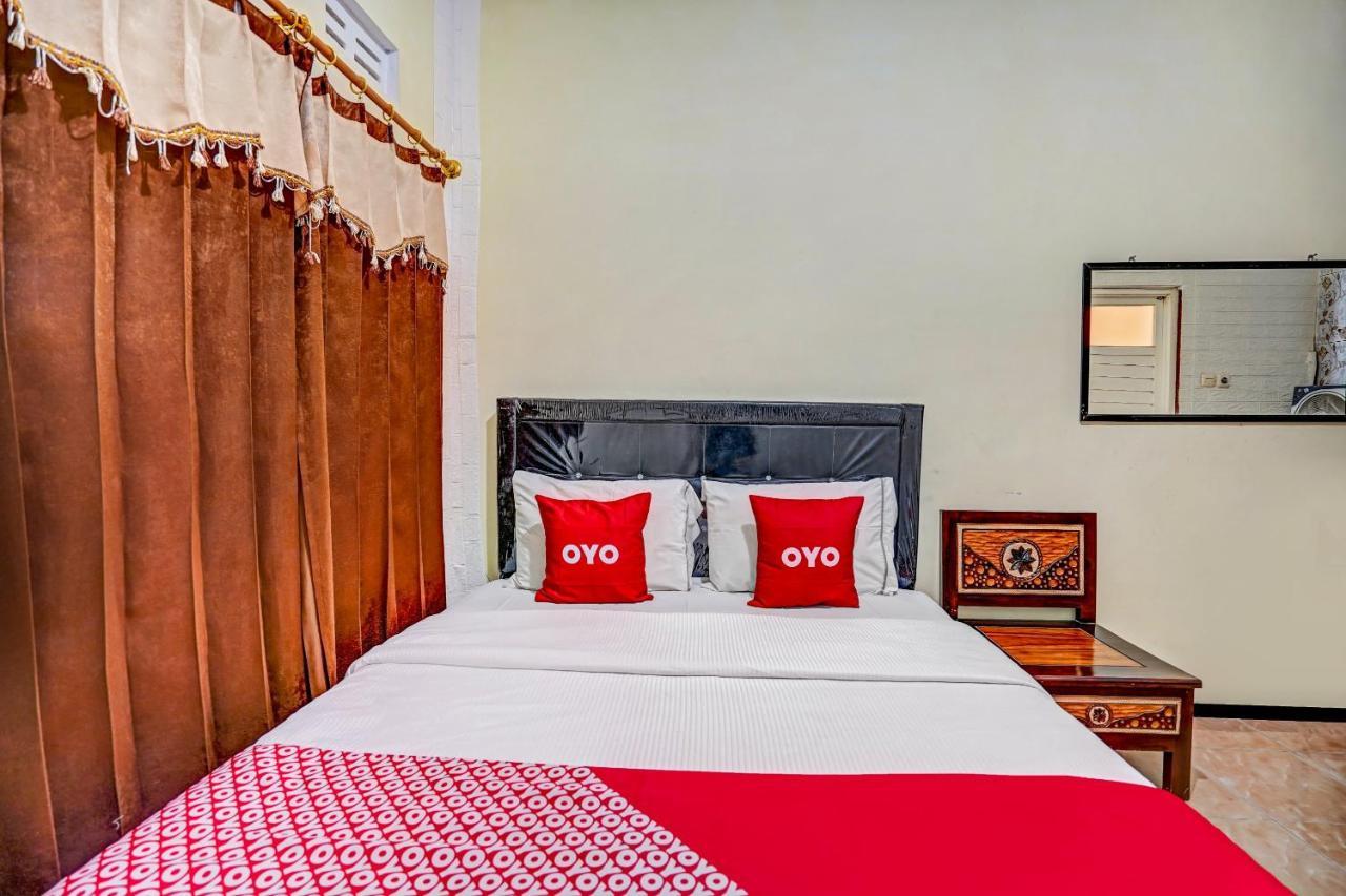 Super Oyo 90642 Lancar Homestay Syariah Tlekung Exterior photo